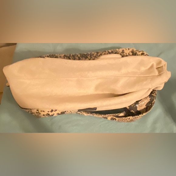 Antonio Melani Leather Snake Print Bag - Picture 16 of 17